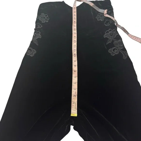 Sandro FR 40 US 8 Black Emilia Floral Embroidered Wide Leg Velvet Jumpsuit Flaw